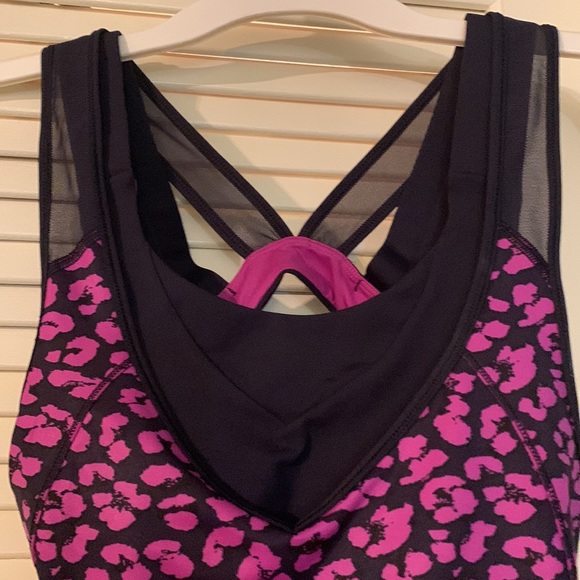 Lululemon Purple Leopard Print Tank Top Built In Bra 6 - Picture 4 of 5